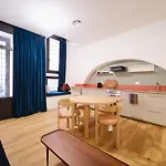 Apartment Orange By Buddyrent *