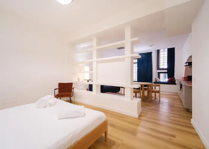 Orange By Buddyrent Apartment Rome